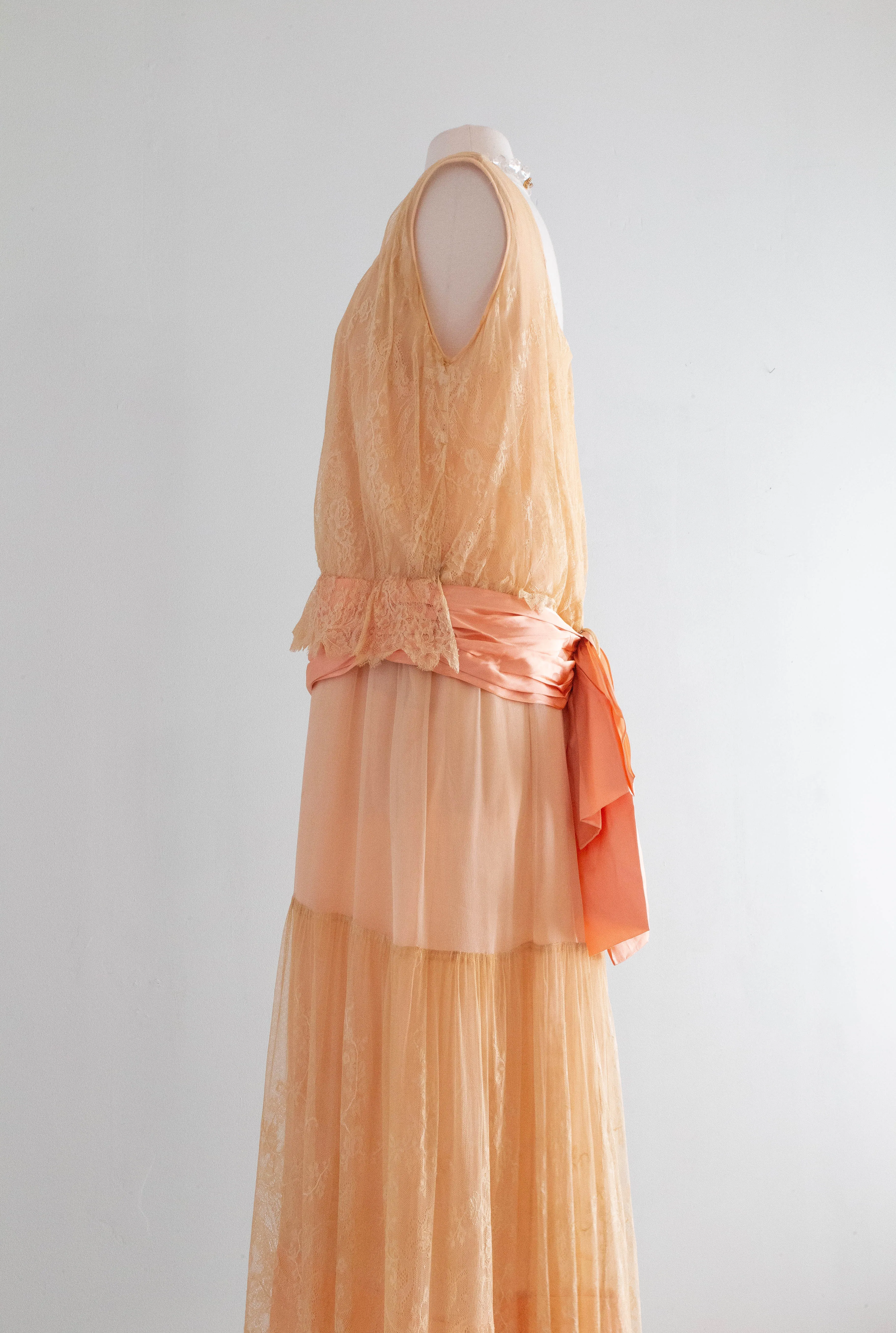 1920's Peach Silk Chiffon Flapper Dress With Antique Lace / Medium