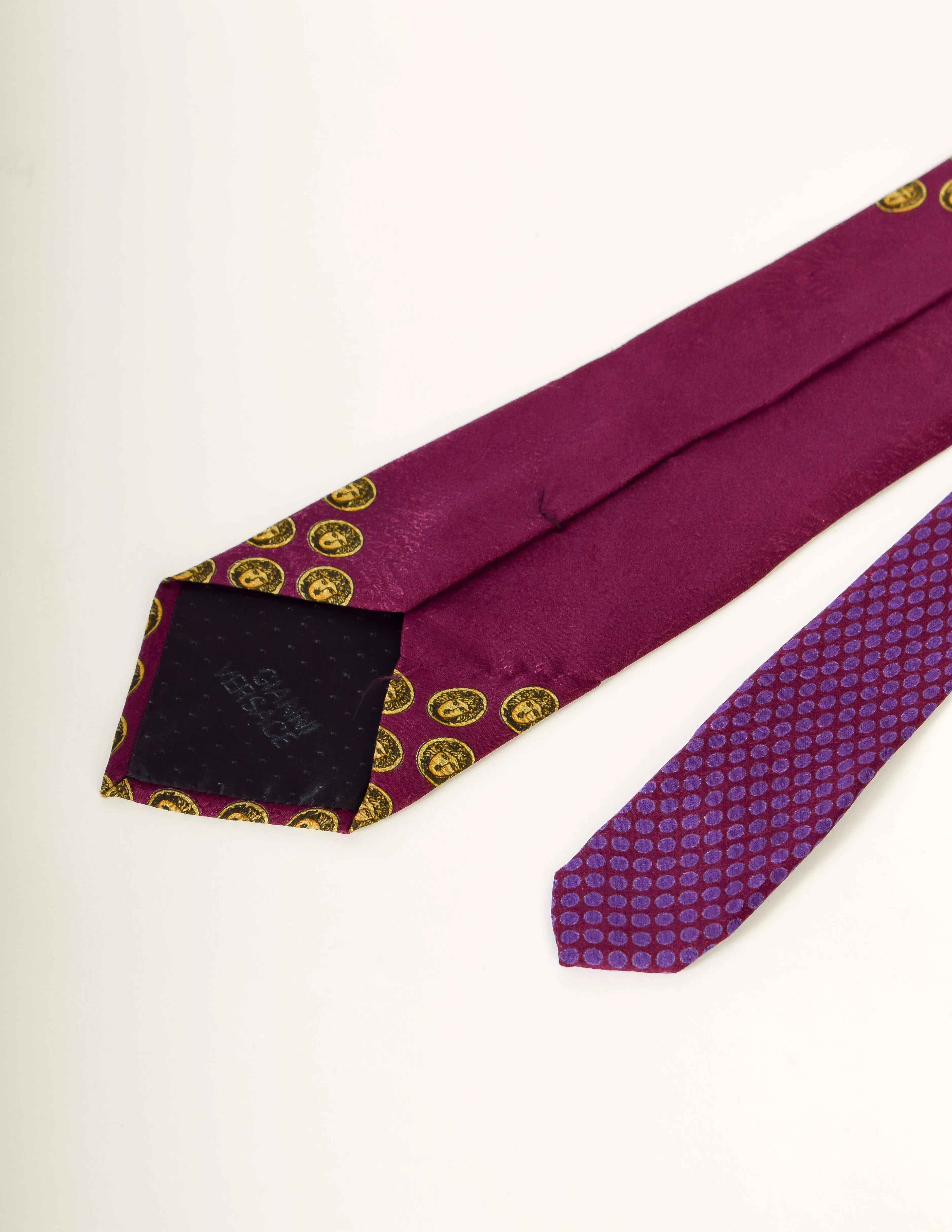 Gianni Versace Vintage Maroon Purple Gold Medusa Medallion Silk Neck Tie