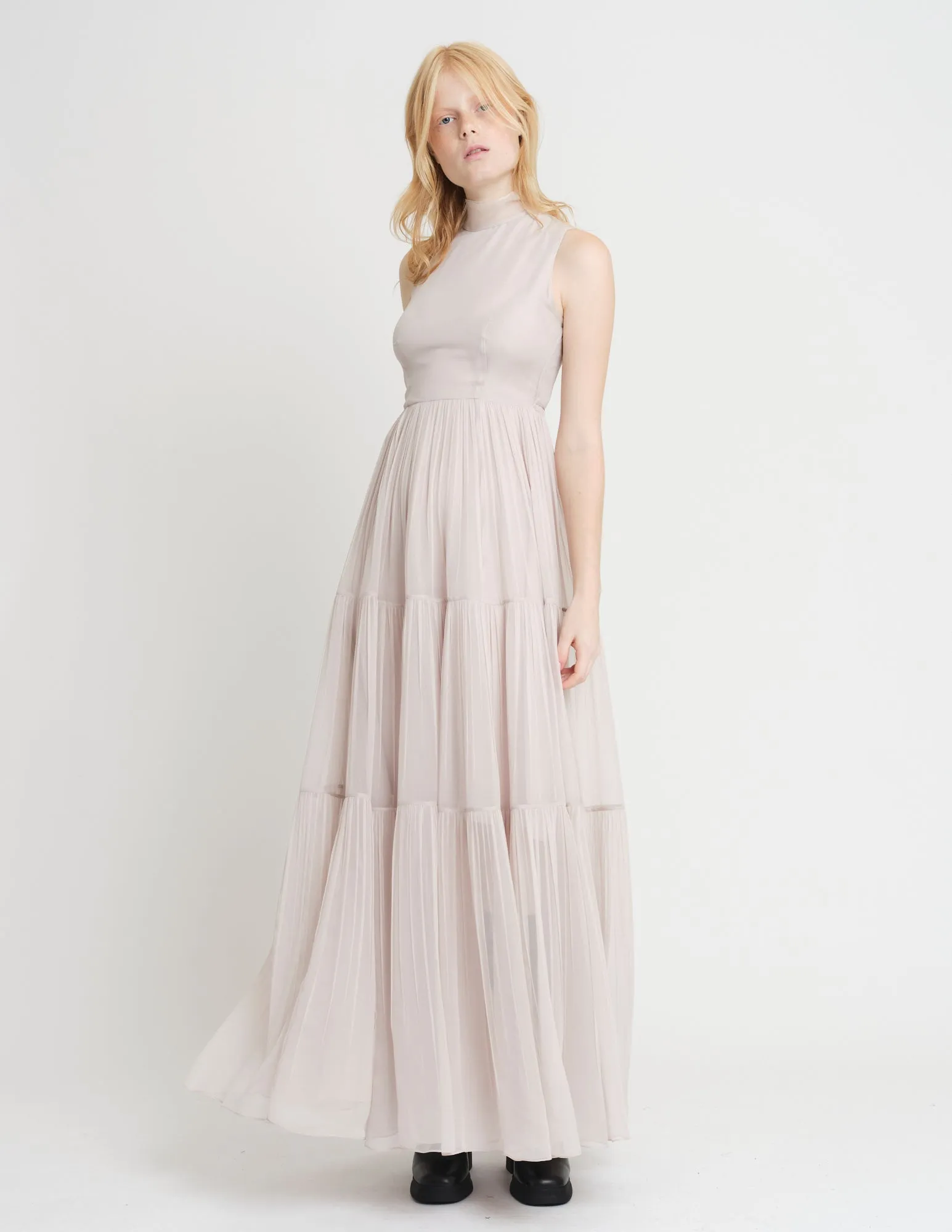 horatio gown