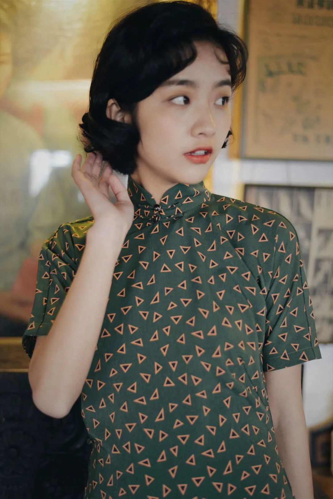 Ren Mei 仁美 1930s Patterned Chiffon Short Sleeve Qipao